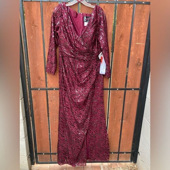 MAC DUGGAL Long Sleeve Sequined Lace Ruched Gown Garnet size 16 NWT - Picture 2 of 13